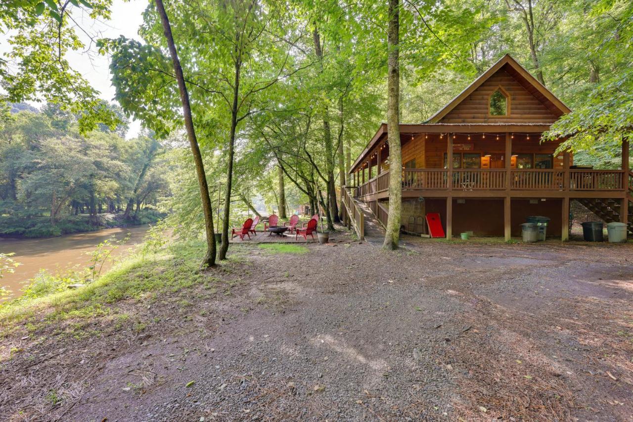 Riverfront Ellijay Cabin With Deck And Pool Access! Exterior foto